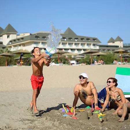 Mc Arancia 5* אלאניה